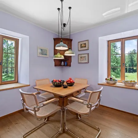 펜션 Abitaziun Acla Albanatscha -