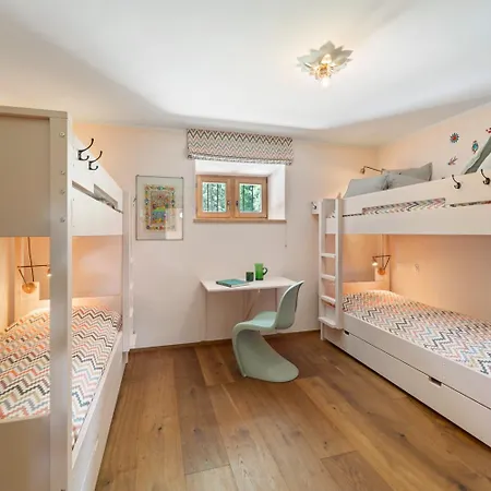 Abitaziun Acla Albanatscha - *