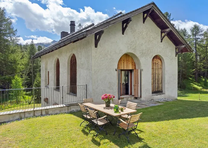 Abitaziun Acla Albanatscha - *